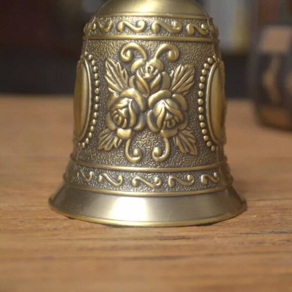 Hand Bell Call Bell Brass Wedding Christmas Bell Floral Design Vintage Style - Picture 6 of 6